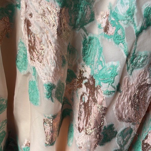 LelaRose - Picture 4 of 6